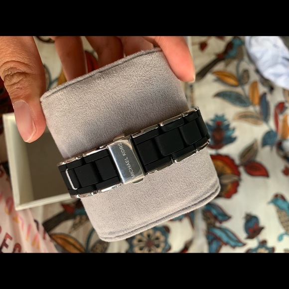 Unisex MK new watch - Picture 5 of 8